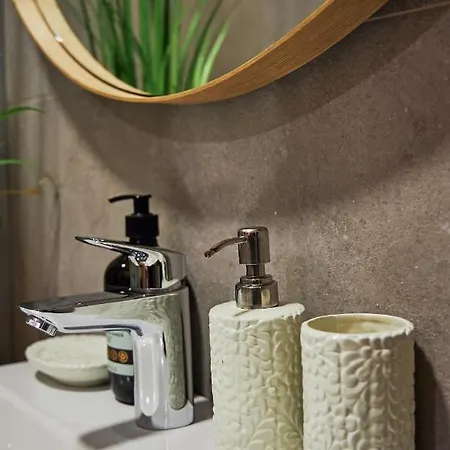 Apartament Rv Olivine *